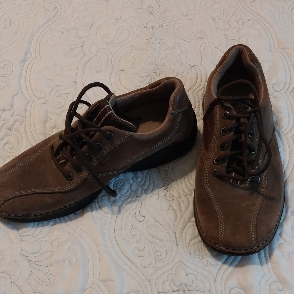 ROCKPORT SIZE 8M.
